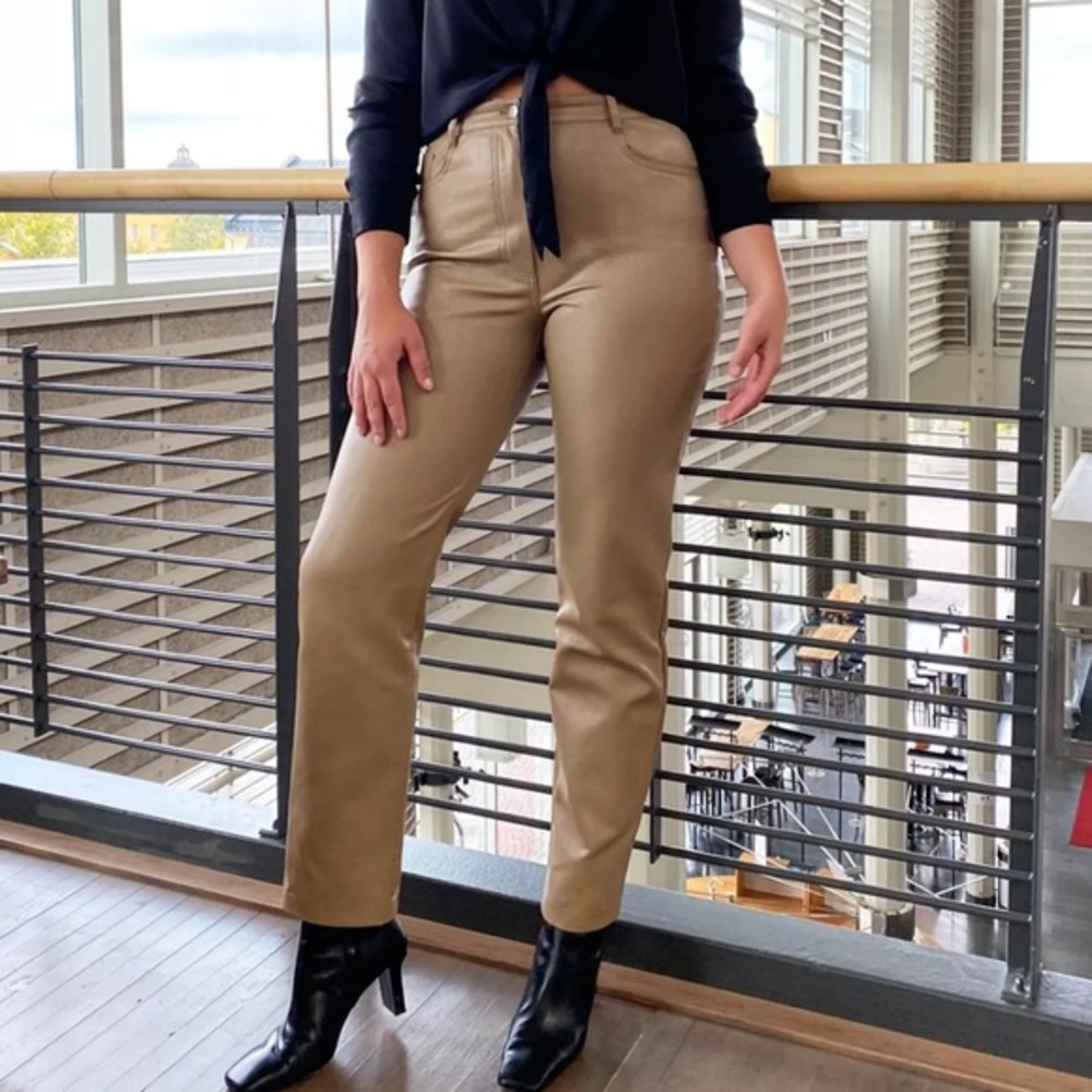 Aritzia Wilfred Vegan Leather Melina Pants Size 0